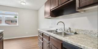South Pointe Apartment Home Gallery 2