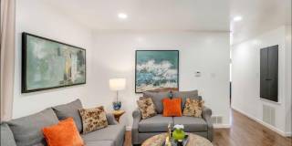 Room in 4 Bedroom Home at Burr Oak Dr Gallery 5