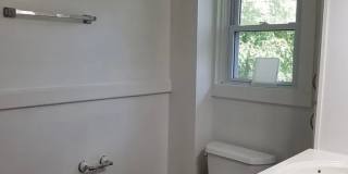 601 E University, Bloomington Gallery 10