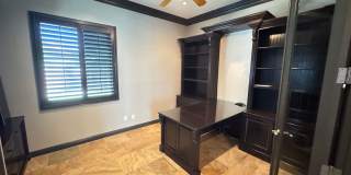 Elegant Desert Retreat – 3+ Bedroom Home with Pool in Mountain’s Edge Gallery 13