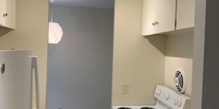 1221 Apartments Gallery 20