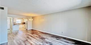 706 SE 13th Court unit: C Gallery 8