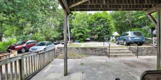 4 Bedroom North Campus Newly Remodeled House with 2 Decks and Patio Gallery 37