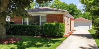 716 LARAMIE Avenue Gallery 1