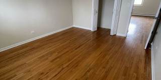 880 N Milwaukee Ave., Gallery 9