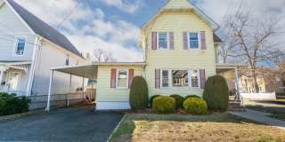 27 Ashwood Ave Gallery 1