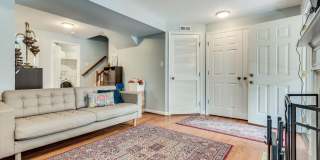 6241 ABBOTTSBURY Row Gallery 35