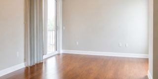 2743 1st St #506 Gallery 21