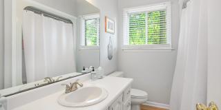 Fully Furnished Coastal Retreat Near Wrightsville Beach in Desirable Masonboro Neighborhood Gallery 24