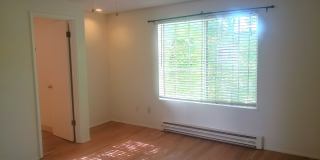 Spacious Townhouse with Two Car Garage! Spacious Townhouse with Two Car Garage! Gallery 20