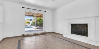 6 Bedrooms, 3 Bath,  Pool CLOSE TO ASU (Rural & Broadway) Gallery 35