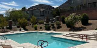Beautiful Townhome in Gated Black Mountain Vistas (Henderson) Gallery 5