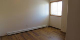 Comfortable 2 Bedroom, 1 Bathroom Lower-Level 4-Plex Unit Gallery 16