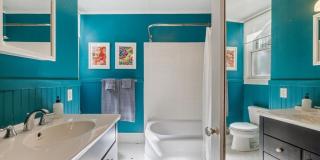 1096 Ashbury St Gallery 18