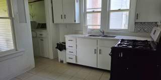 1523 10th Ave Gallery 1