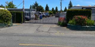 Single Wide Mobile Home Available- Now Leasing! Gallery 35