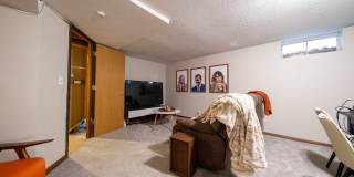 3235 S. 39th Ave. Gallery 16