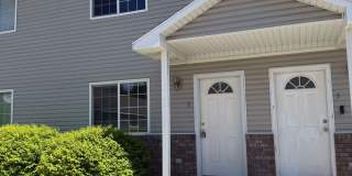CALL TYE DIRECTLY FOR SHOWINGS AND APPLICATION DETAILS 208-313-6062. 2 Bed -1.5 Bath townhome in Idaho Falls with 2 stall garage Gallery 1