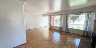 Epic Location by Cal Poly - 5 bedroom, 2 bathroom house Gallery 6