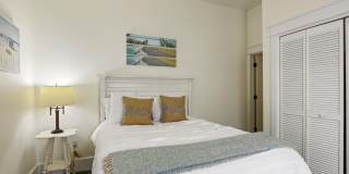 843 E Grand Harbour Gallery 20