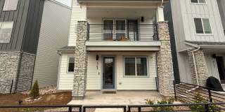Beautiful 2024-Built 4 Bedroom, 4 Bathroom Home with Pikes Peak Views off Interquest!!! Gallery 4