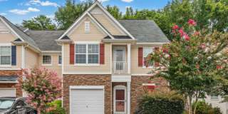 Gorgeous END UNIT 3 bedroom town home in desirable Harpers Mill with Garage and Primary on main with walk-in shower!! Gallery 1