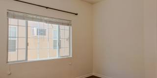 Garfield Avenue Apartments Gallery 3