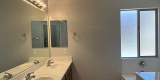 4 beds, 2.5 baths, 1,741 sqft Gallery 4