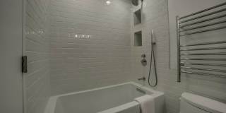 440 N Mcclurg Court Gallery 26