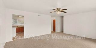 3503 Montclaire NE Gallery 7