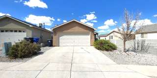 Cozy 3 Bedroom 2 Bathroom Home In The NW! Gallery 1