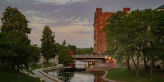 Greenhouse Gallery 3