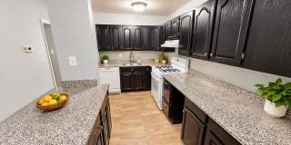 584 Wilson Bridge Dr Gallery 1