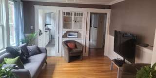 Spacious Brighton 3-Bedroom with Garage Parking Gallery 1