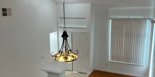 Stunning 3 Bed 3 Bath Duplex in Placentia with Open Floor Plan and Vaulted Ceilings. Gallery 38