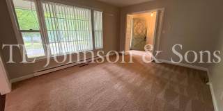Spacious One Level Home with Den, Granite Kitchen Island, and 2 Car Carport Gallery 9
