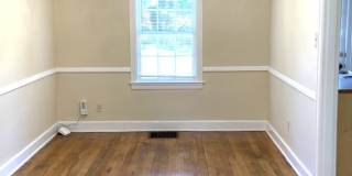 Duplex located close to UK, Downtown or St Joe Hospital   20260716 Gallery 7