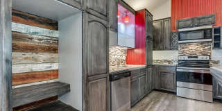 1624 5th Avenue Gallery 32