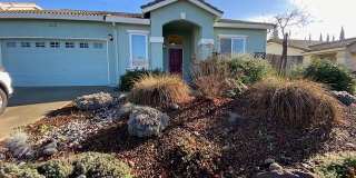 3257 Tacoma Narrows Street Gallery 1