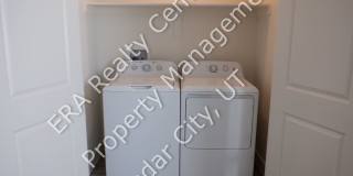 Move-in Bonus! - 3 bedroom - 2 Bath - Single Level Twin Home Gallery 8