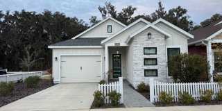 Beautiful Home located in Fairway Pointe Gallery 1