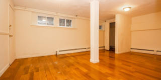 Pet Friendly, Garden Level Affordable Apartment in Brookline w ONE FREE Parking Spot, Heat, Hot Water all INCLUDED!   Most Utilities Gallery 11