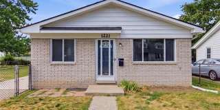 1221 E Granet Avenue Gallery 1
