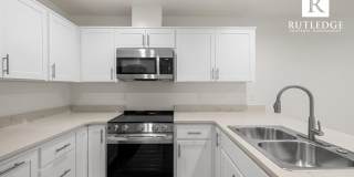 STUNNING 3 Bed / 2.5 Bath Brand New Townhome!! Gallery 10