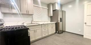 15746 Magnolia Boulevard Gallery 2