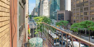 145 E 58th St Gallery 4