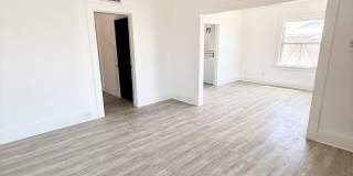 3203 Frankfort Avenue Gallery 3