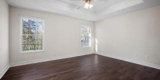 1143 South Elmwood Avenue Gallery 14