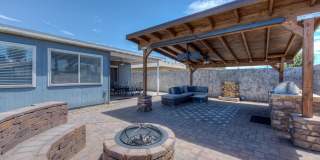 8031 E Oak Street Gallery 27