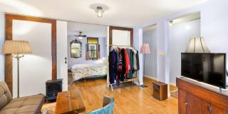 247 BAINBRIDGE Street Gallery 5